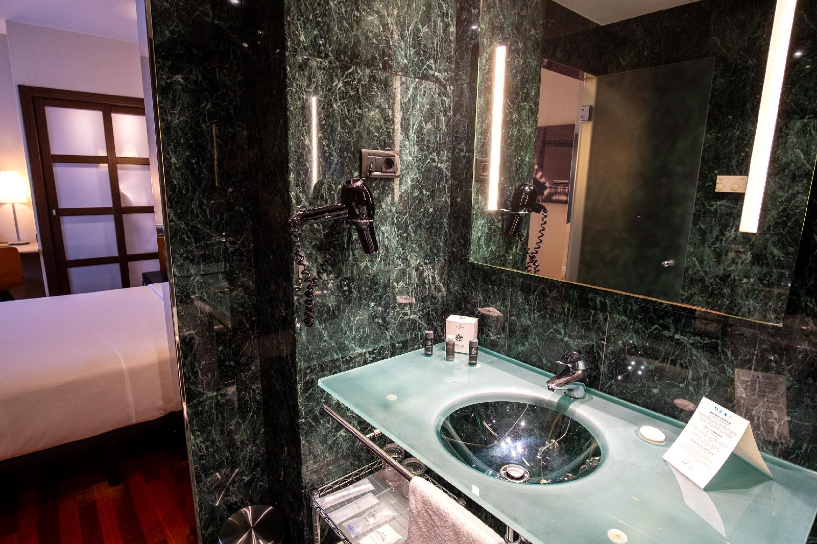 Grand Horizon Boutique Resort