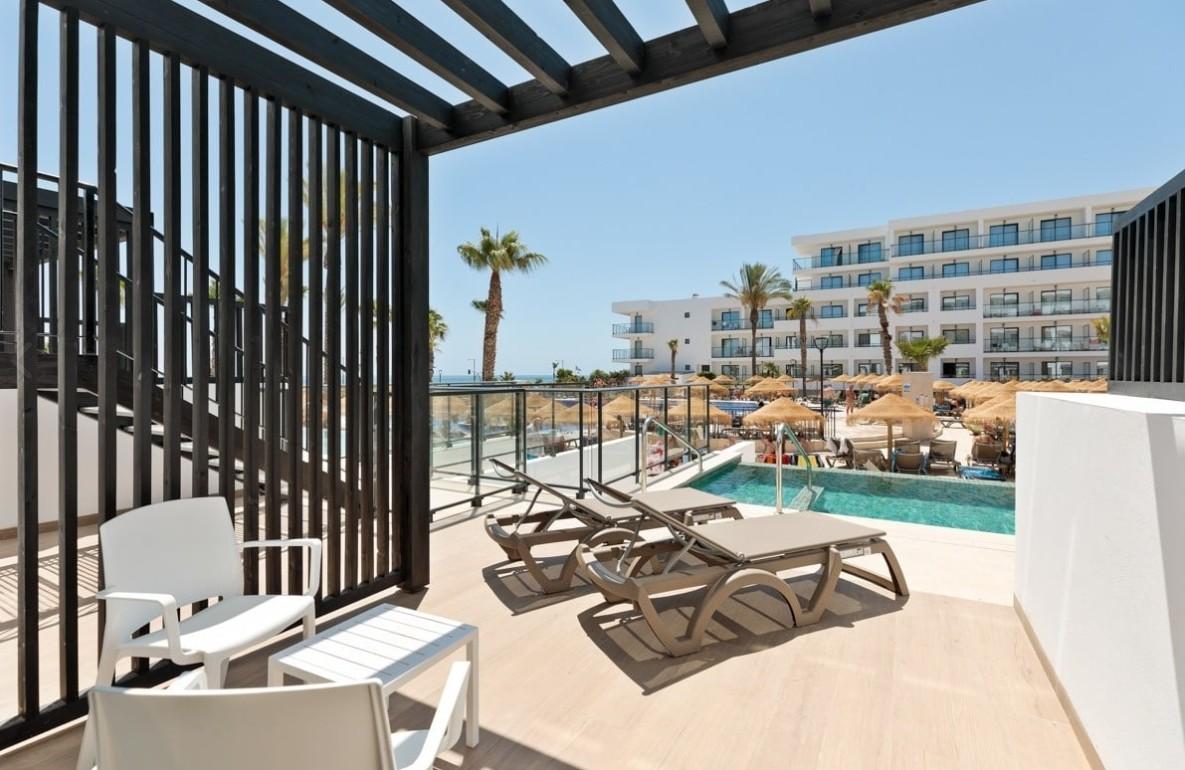 Best Oasis Tropical