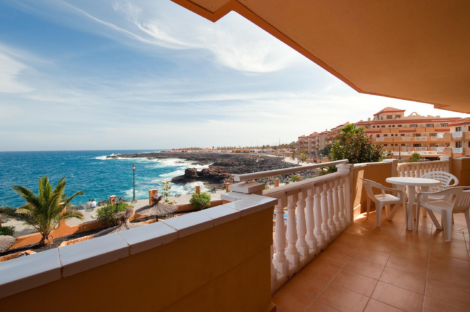 Elba Castillo Antigua Suite Hotel