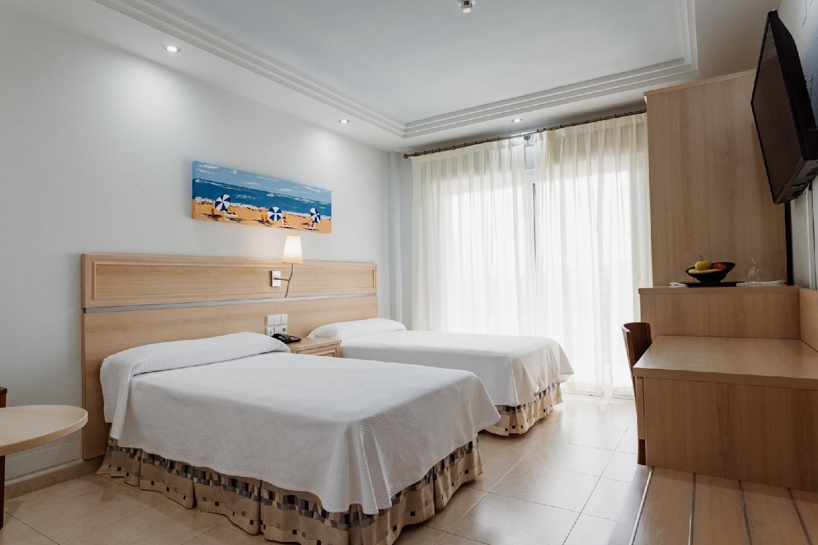 Gaviotas Hotel & Event Center