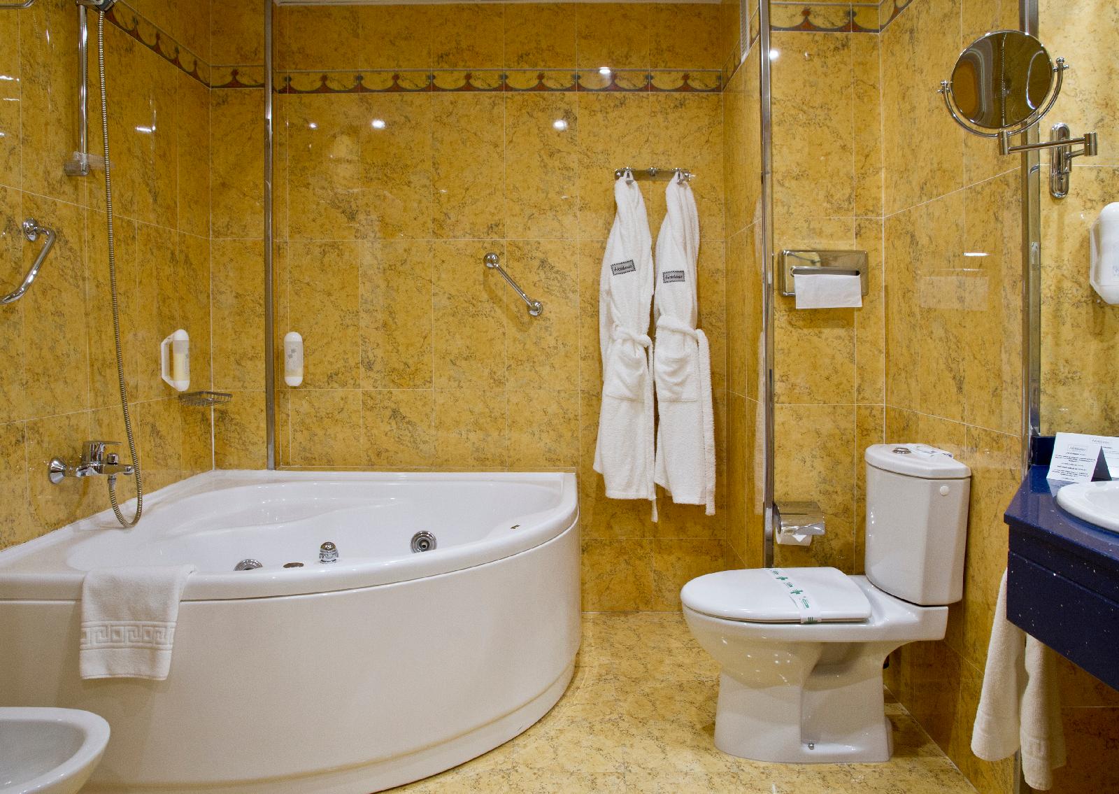 Gaviotas Hotel & Event Center
