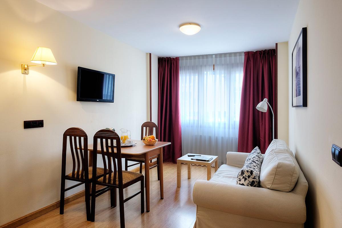 Palacio Arias & Hotel y Apartamentos Arias