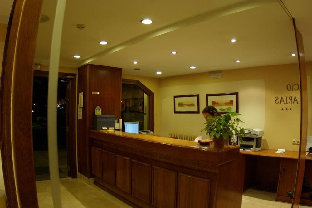 Palacio Arias & Hotel y Apartamentos Arias