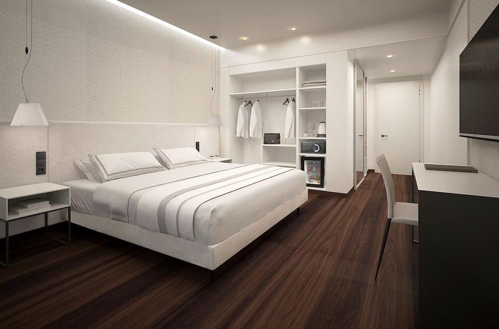 1881 Madrid Ventas Hotel