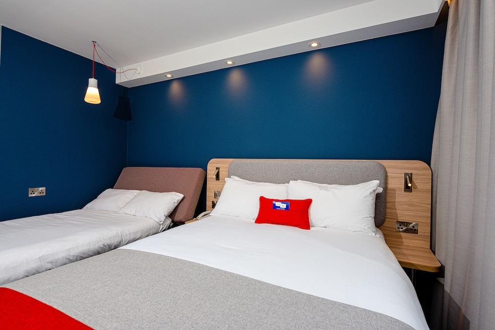 Holiday Inn Express Canterbury