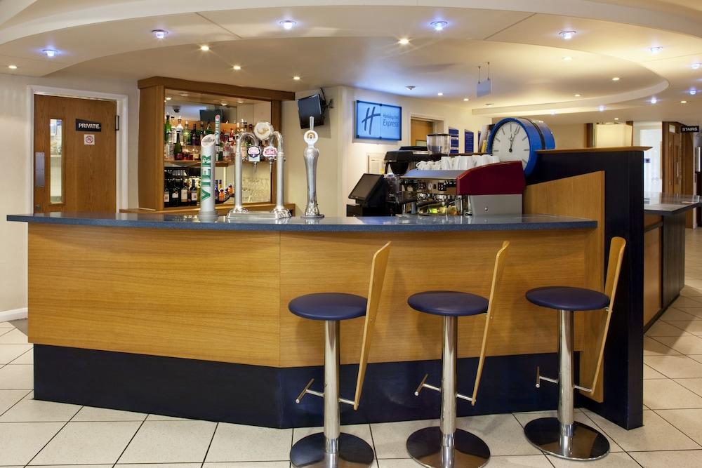 Holiday Inn Express Canterbury