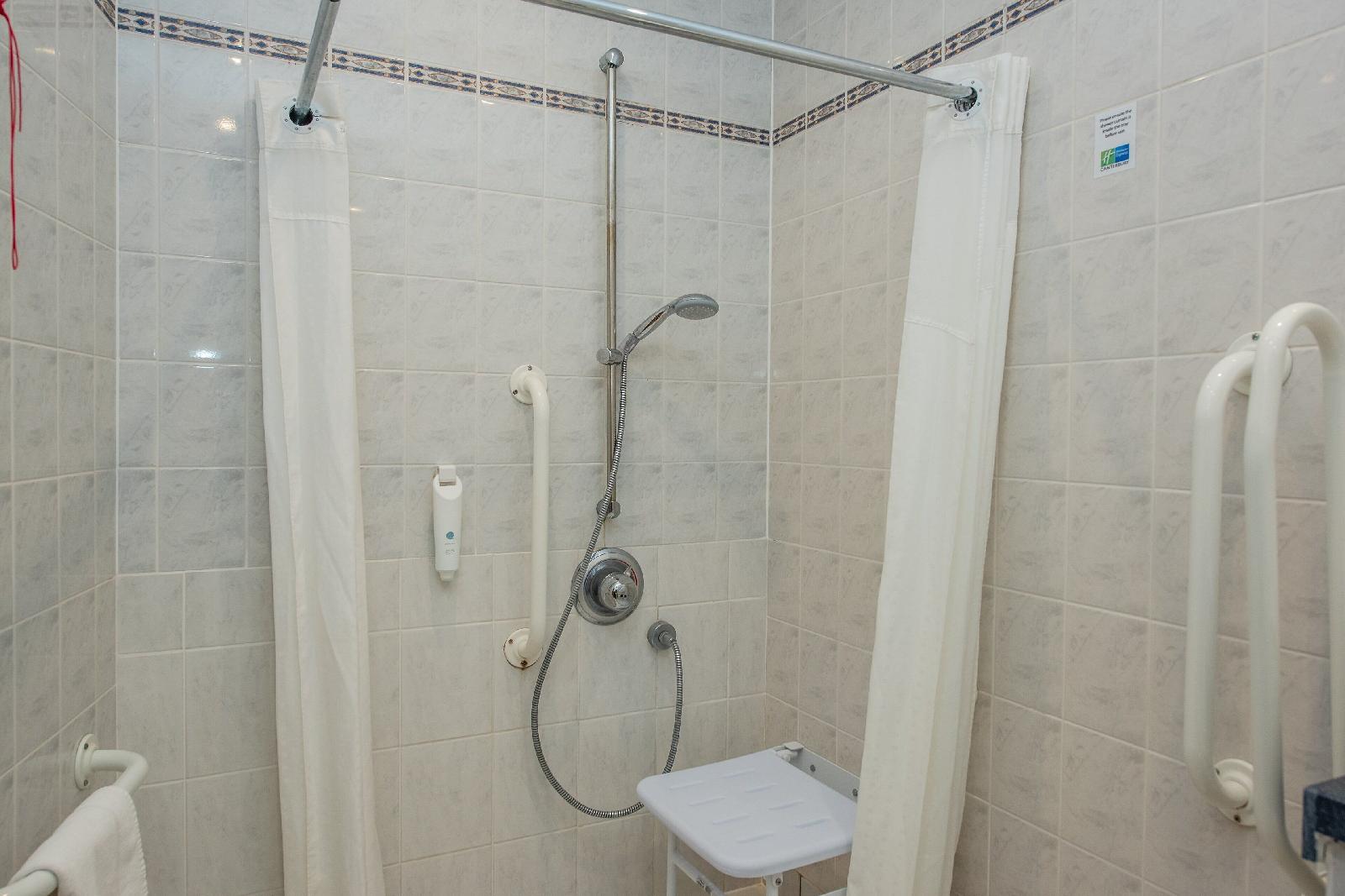 Holiday Inn Express Canterbury