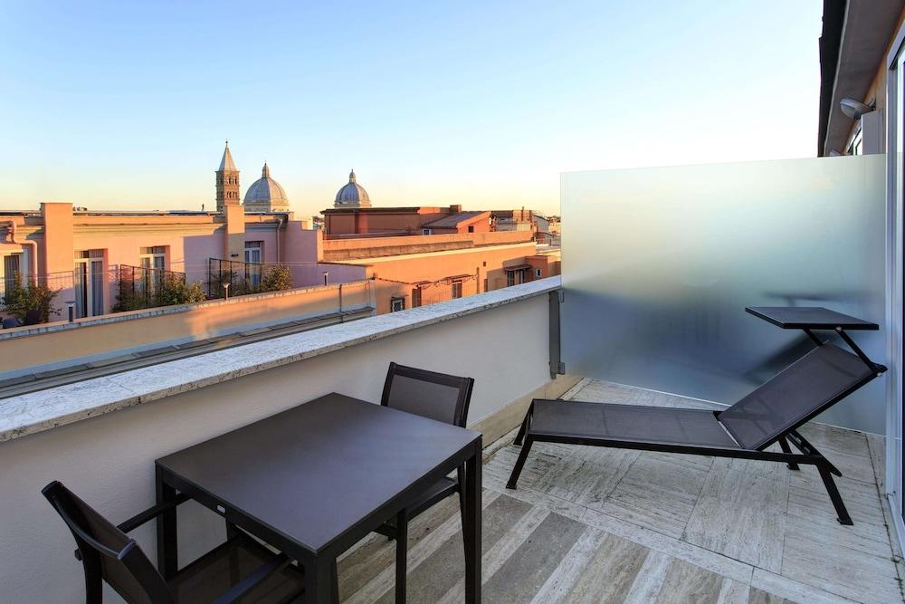 Best Western Plus Hotel Universo