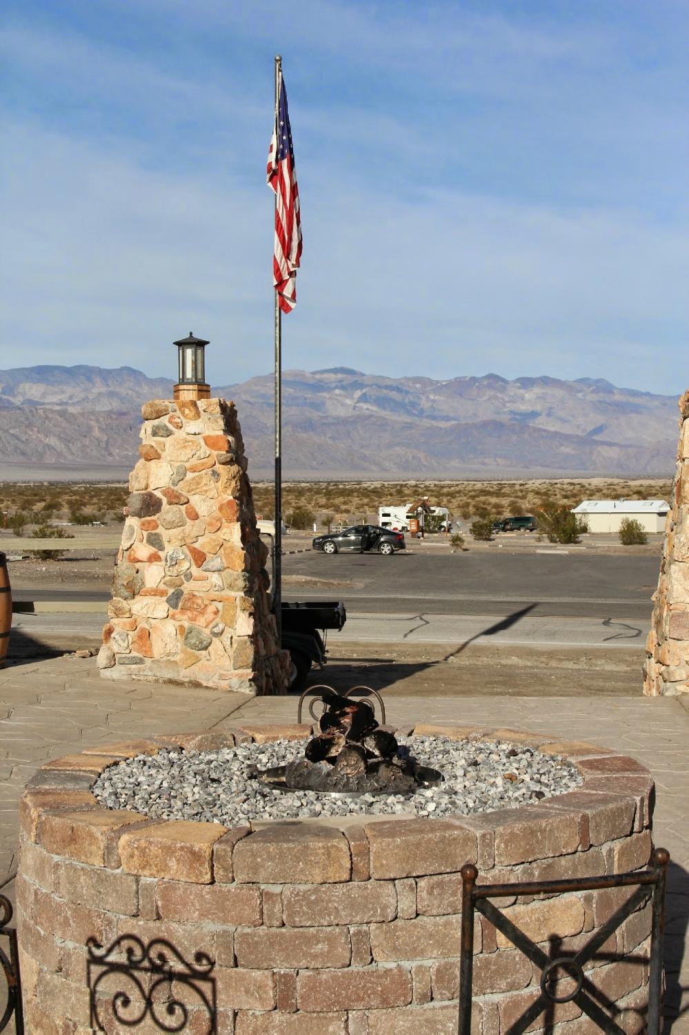 Stovepipe Wells Village