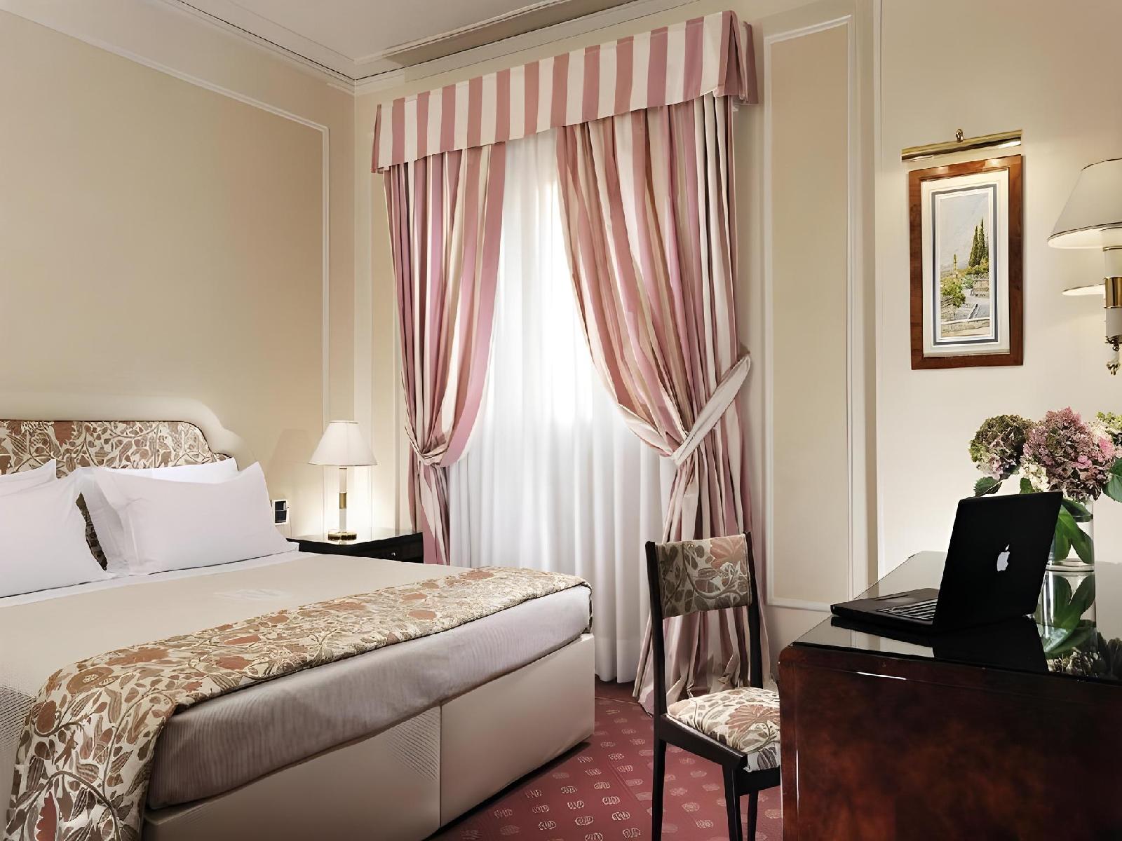 Hotel De La Ville