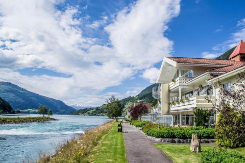Loenfjord