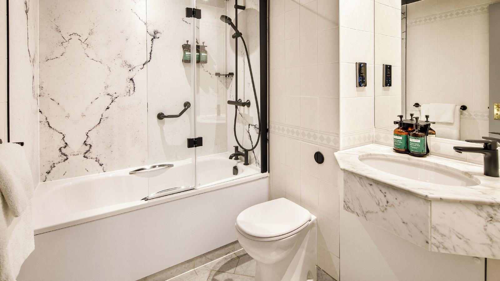 Crowne Plaza Manchester Airport