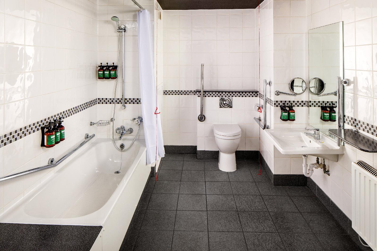 Crowne Plaza Manchester Airport