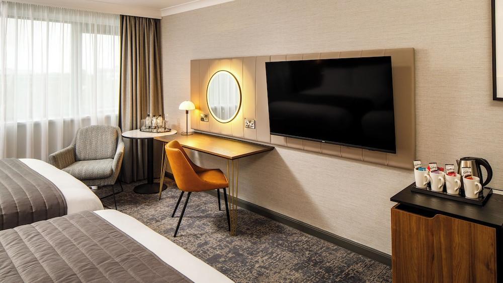 Crowne Plaza Manchester Airport
