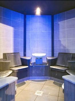 Dolphin House Serviced Apartments