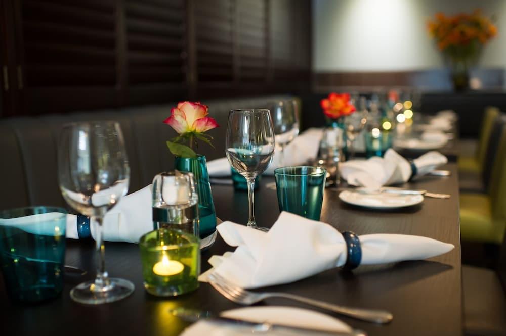 Dolphin House Serviced Apartments
