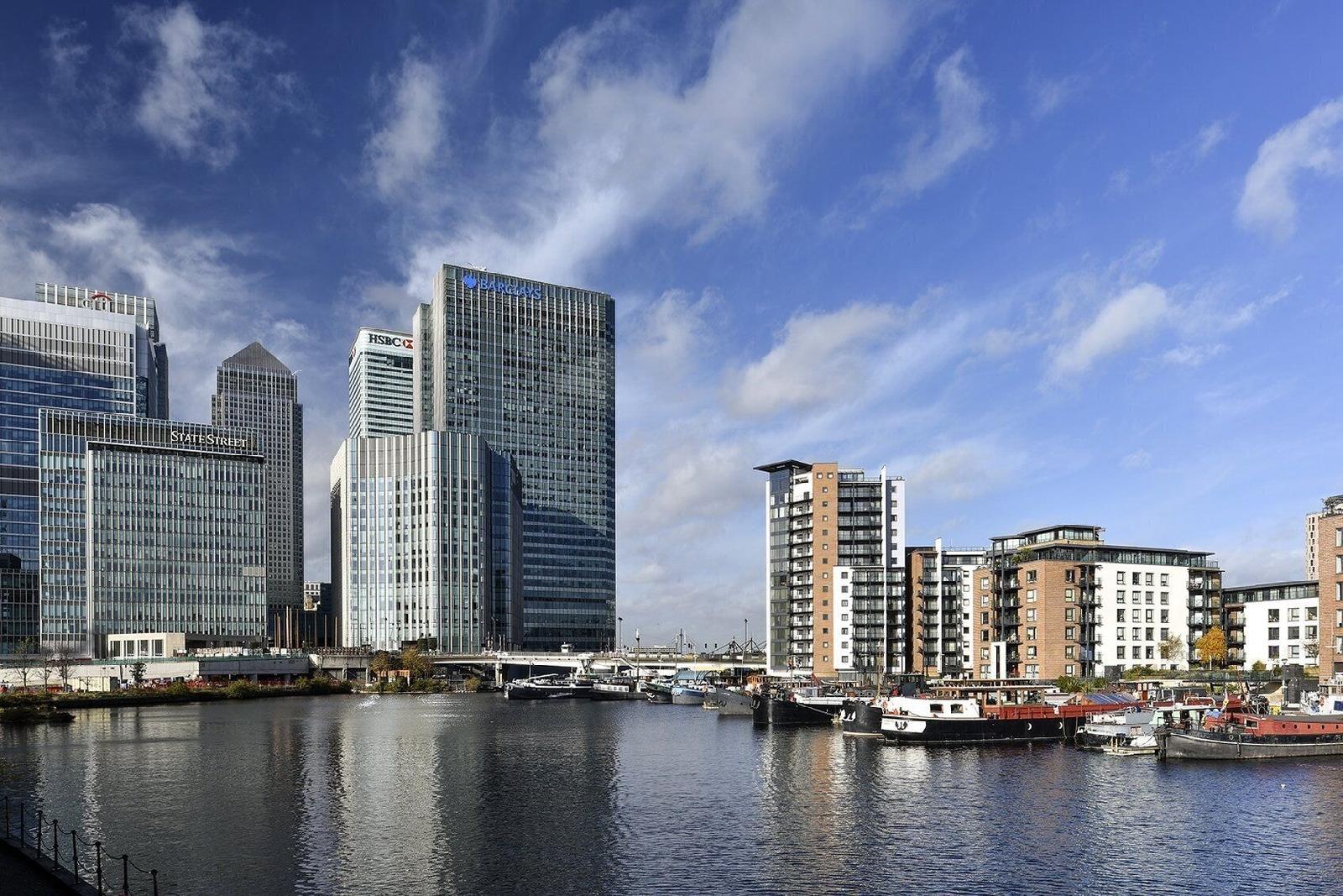 Fraser Place Canary Wharf
