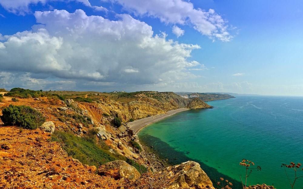 Hotel Praia do Burgau