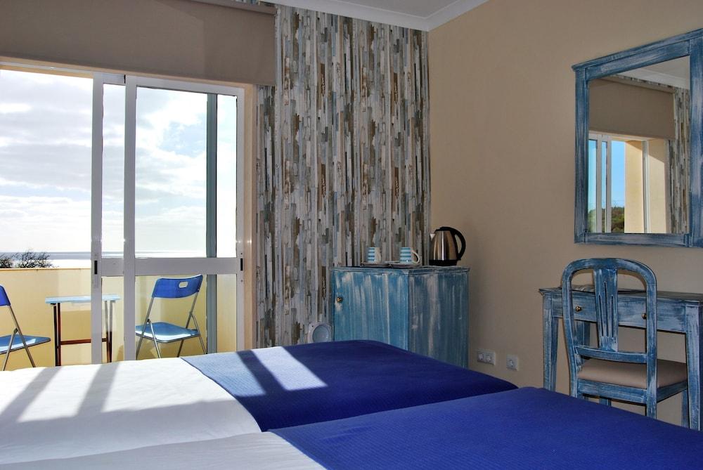 Hotel Praia do Burgau