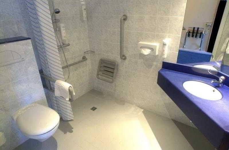 Holiday Inn Express Milton Keynes