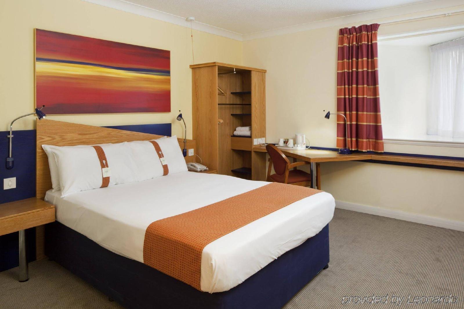 Holiday Inn Express Milton Keynes