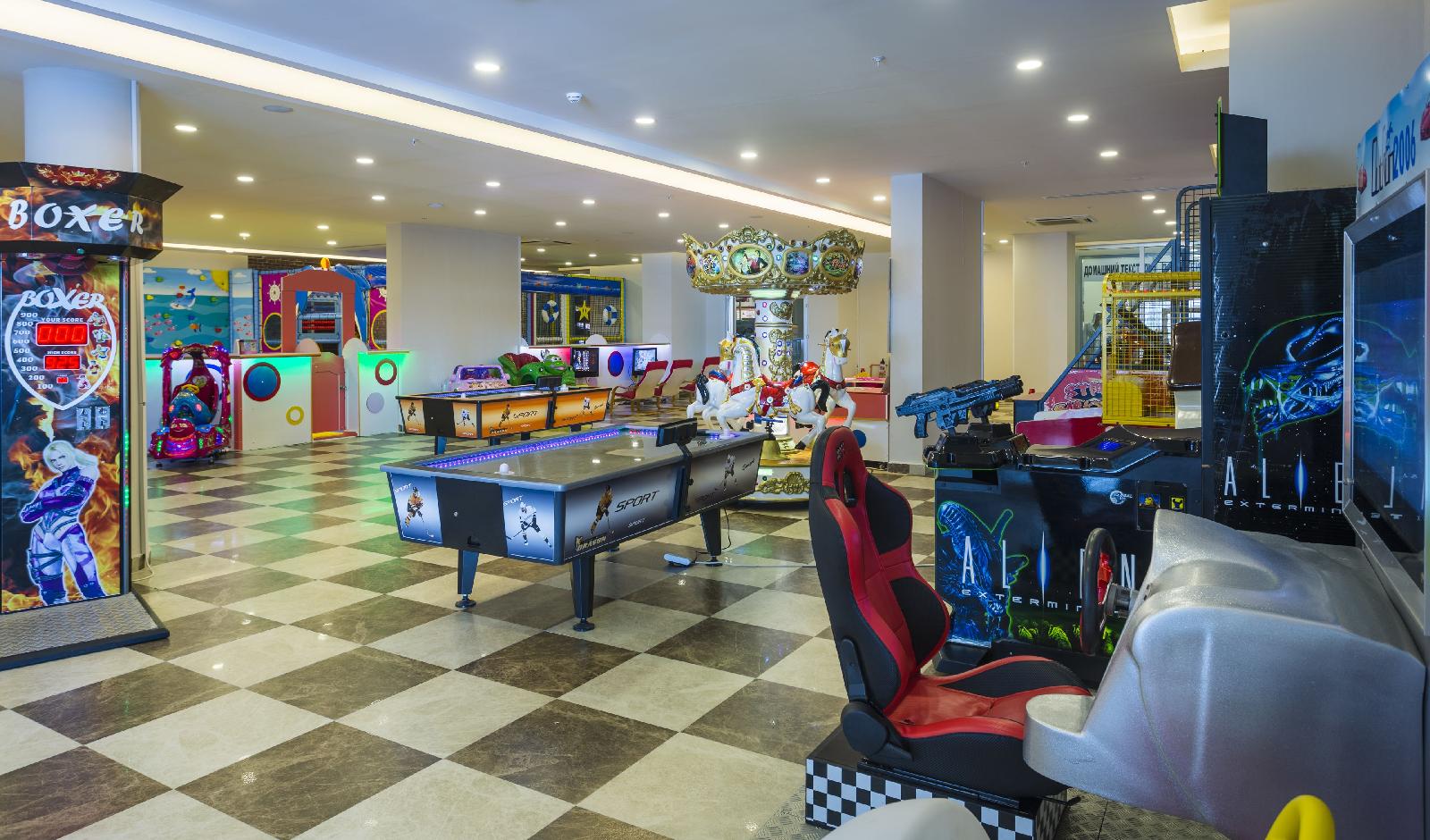 Lonicera Club & Beach