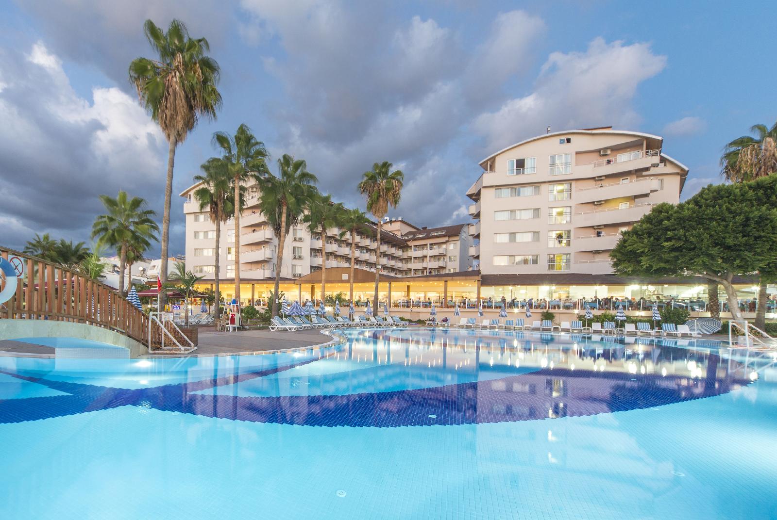 Lonicera Club & Beach