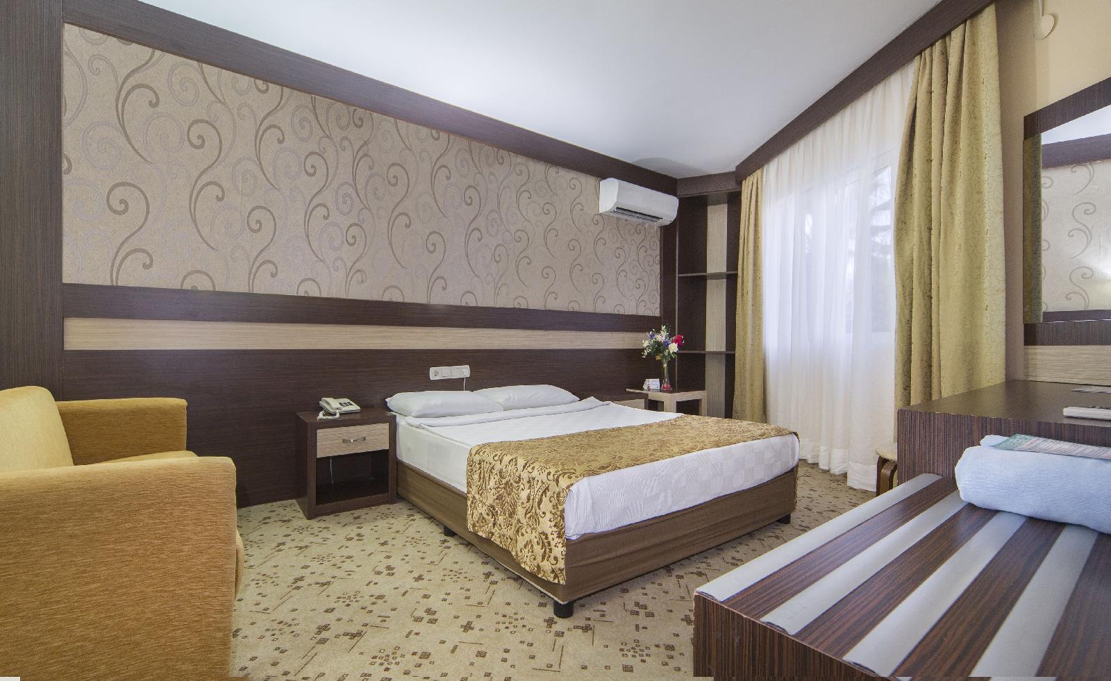 Lonicera Club & Beach