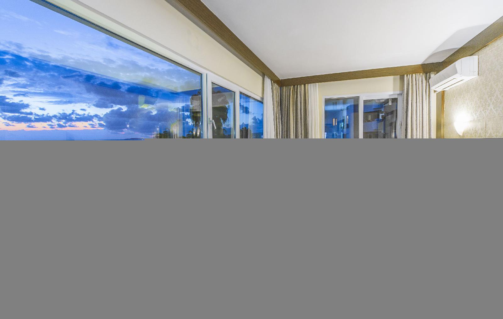 Lonicera Club & Beach