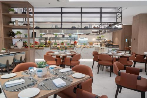 Amwaj Rotana - Jumeirah Beach Residence