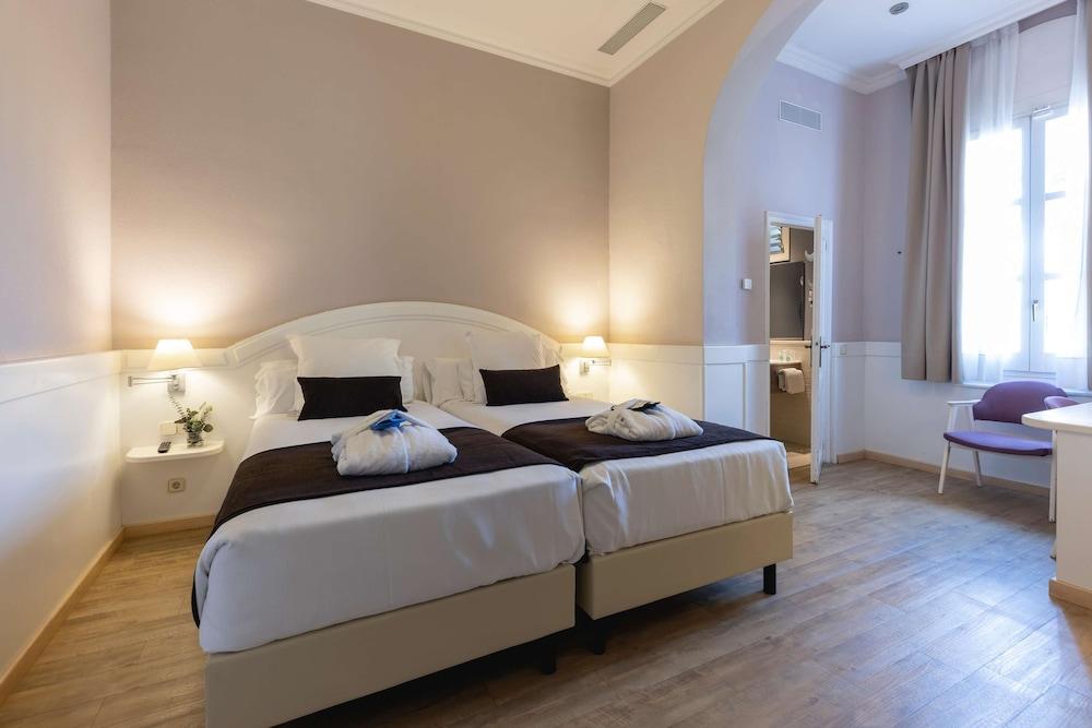 1881 Balneario Vichy Catalan Hotel