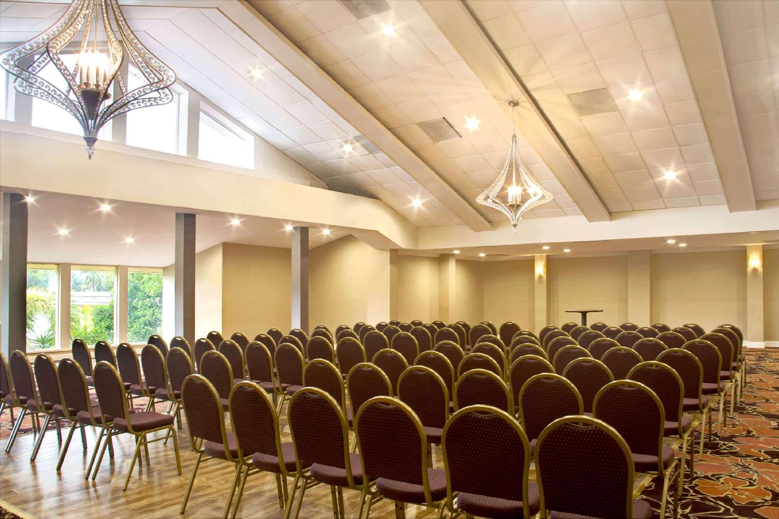 Ramada by Wyndham Fort Lauderdale Airport/Cruise Port