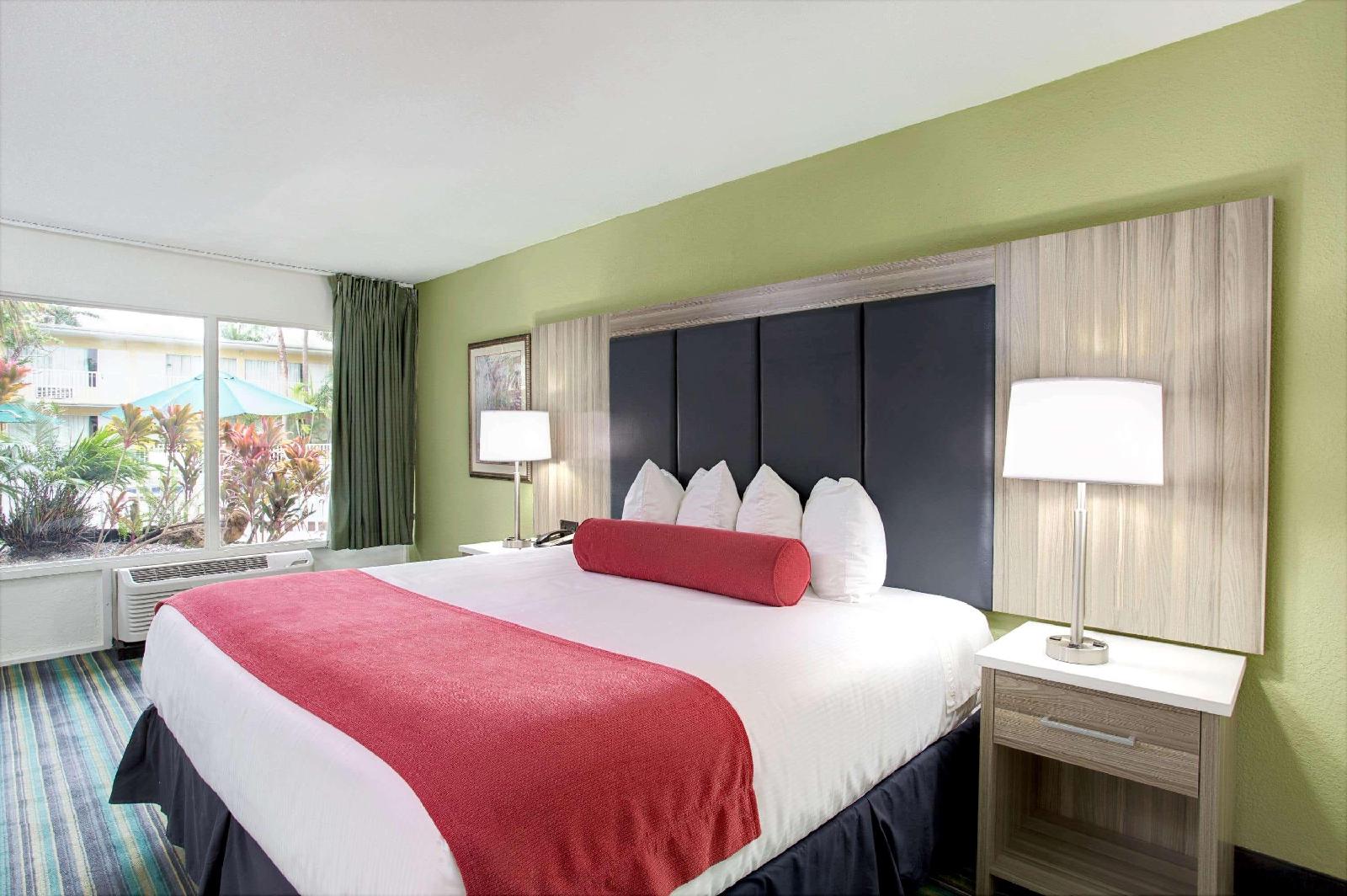 Ramada by Wyndham Fort Lauderdale Airport/Cruise Port