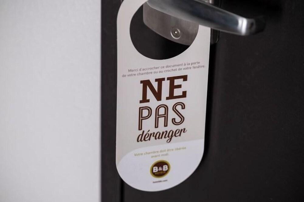 B&B HOTEL Rueil-Malmaison Gare