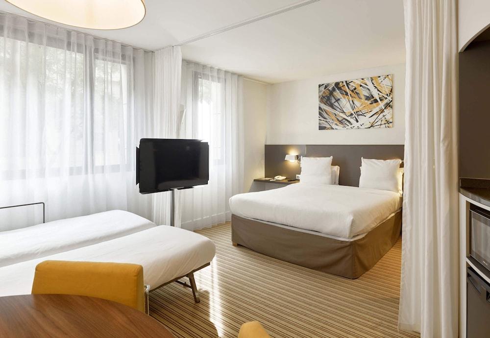 B&B HOTEL Rueil-Malmaison Gare