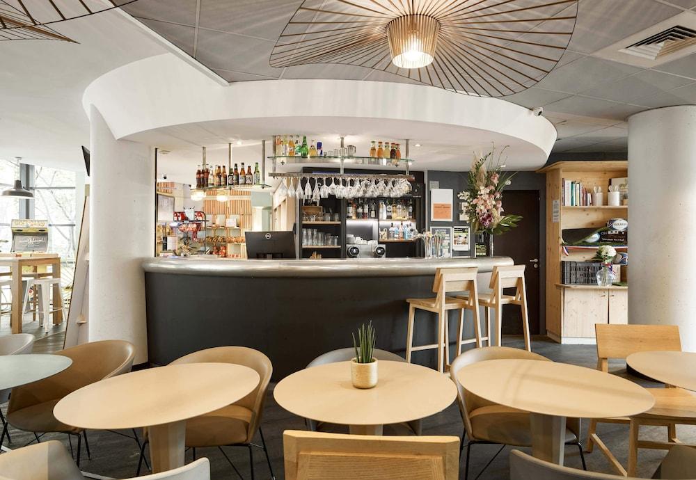 B&B HOTEL Rueil-Malmaison Gare