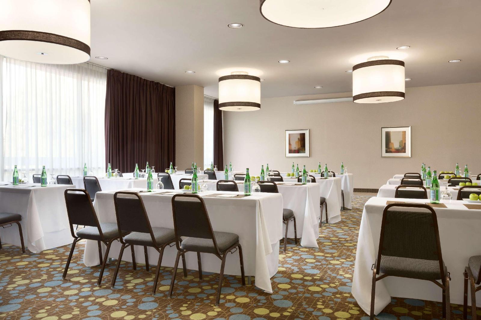 Radisson Hotel Fresno Conference Center