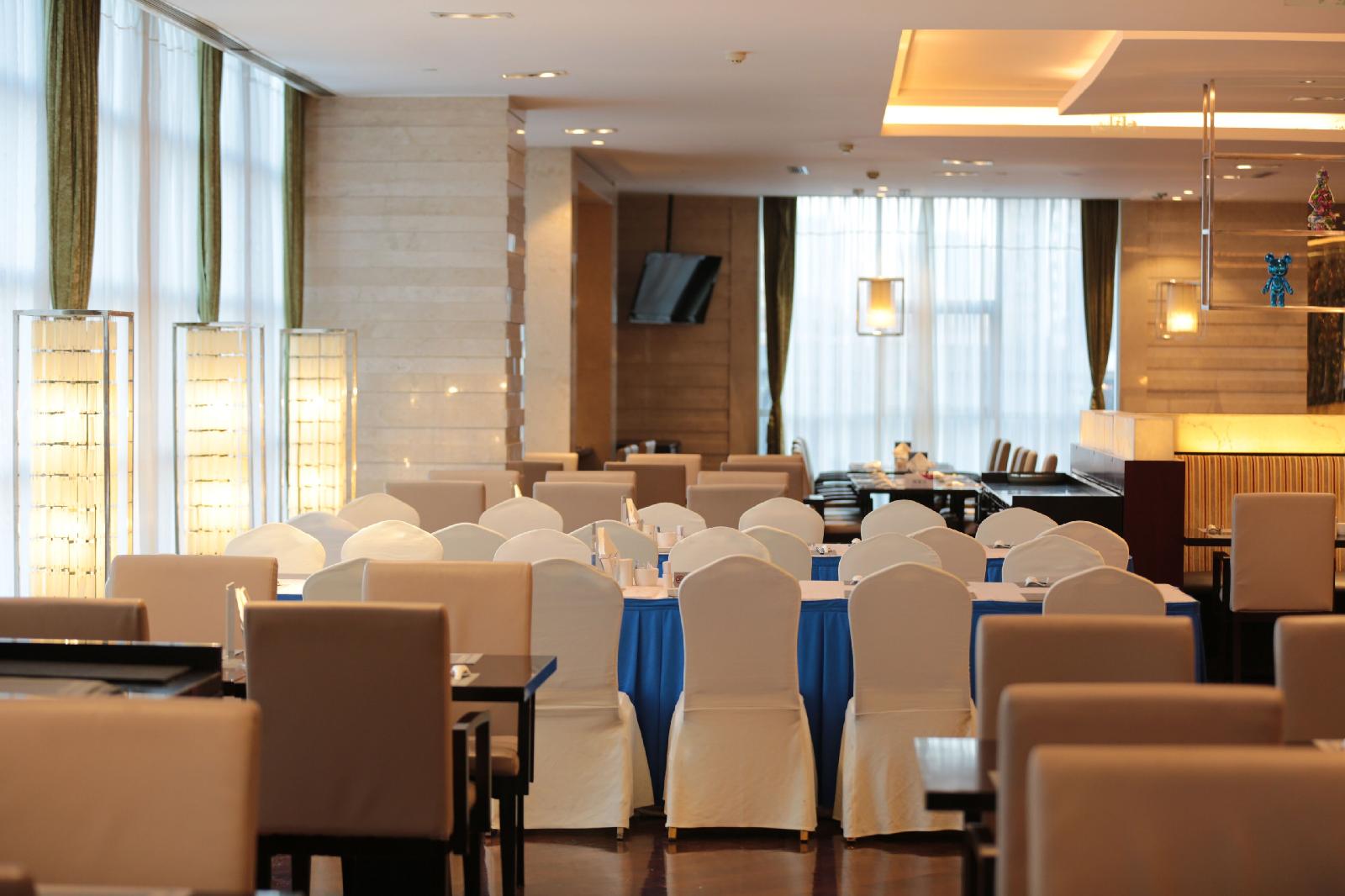 Haiwaihai Crown Hotel