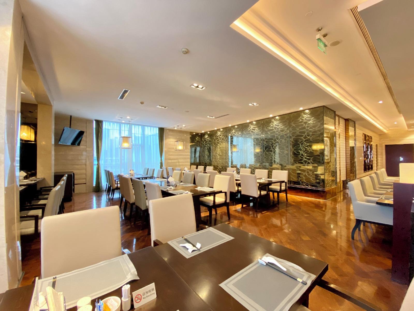 Haiwaihai Crown Hotel