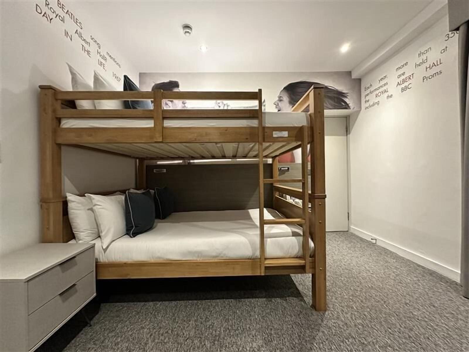 Heeton Concept Hotel - Kensington London