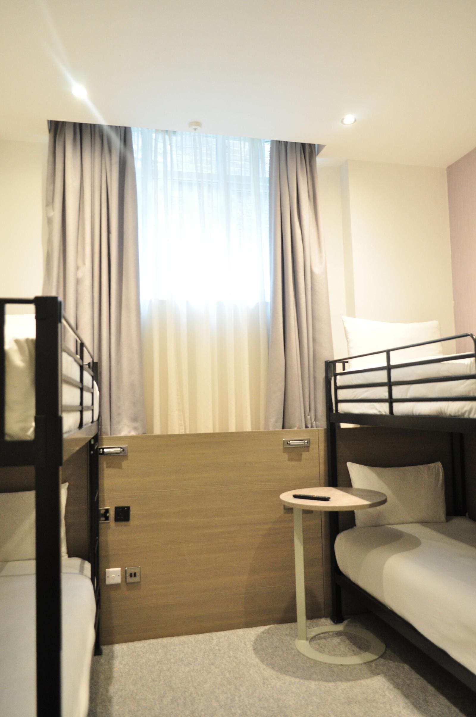 Heeton Concept Hotel - Kensington London