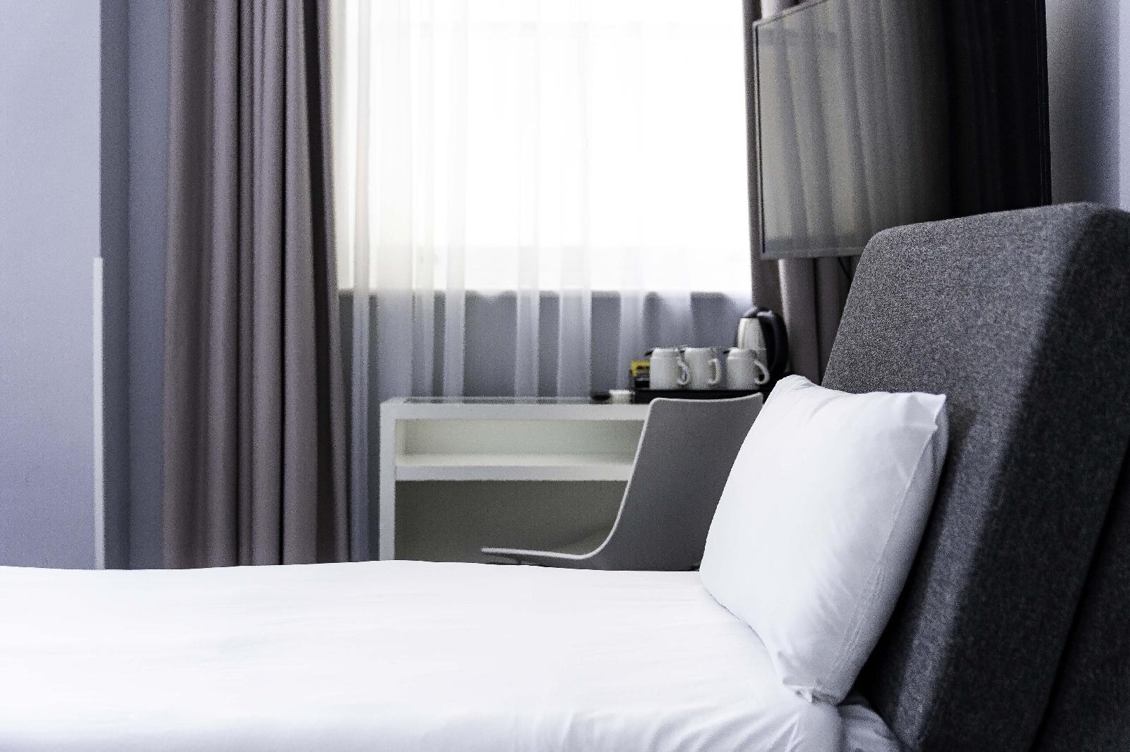 Heeton Concept Hotel - Kensington London