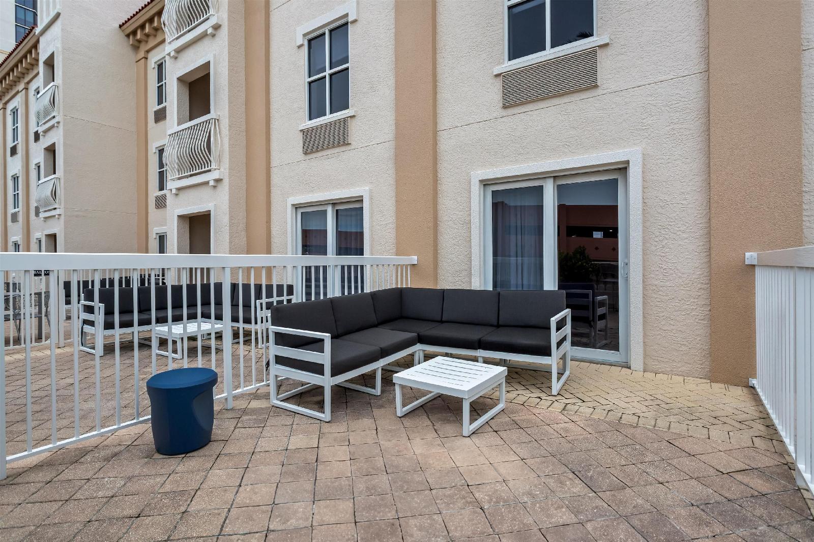 Hampton Inn & Suites St. Petersburg Downtown