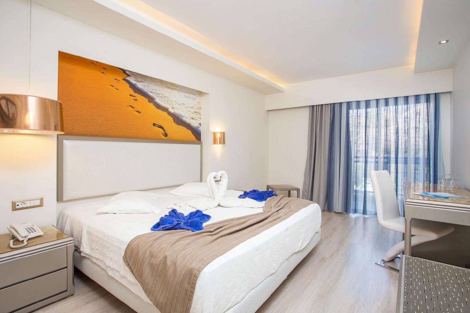 Pegasos Deluxe Beach Hotel