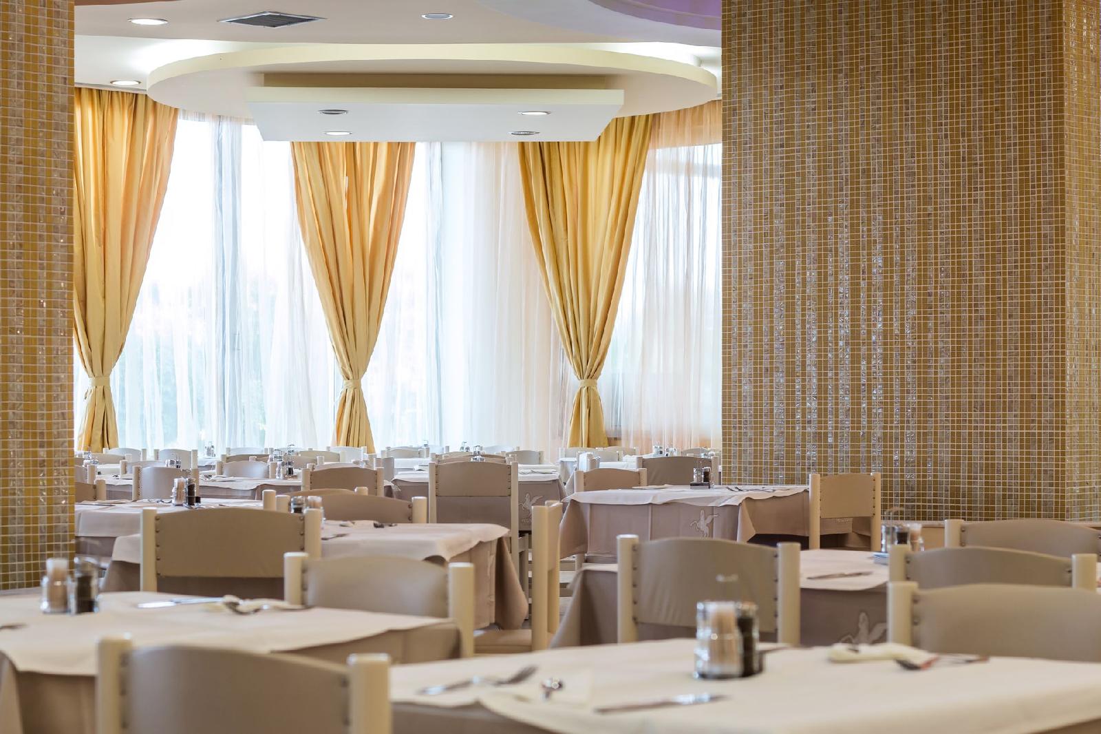 Pegasos Deluxe Beach Hotel
