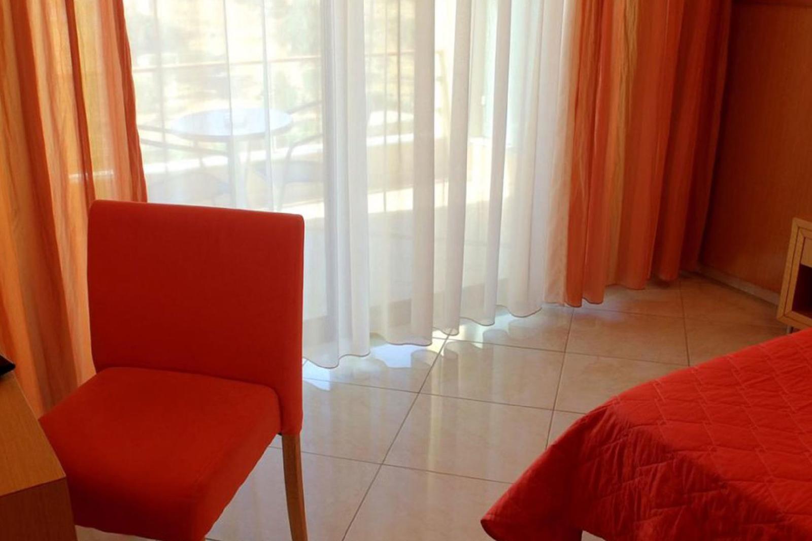 Evia Hotel & Suites