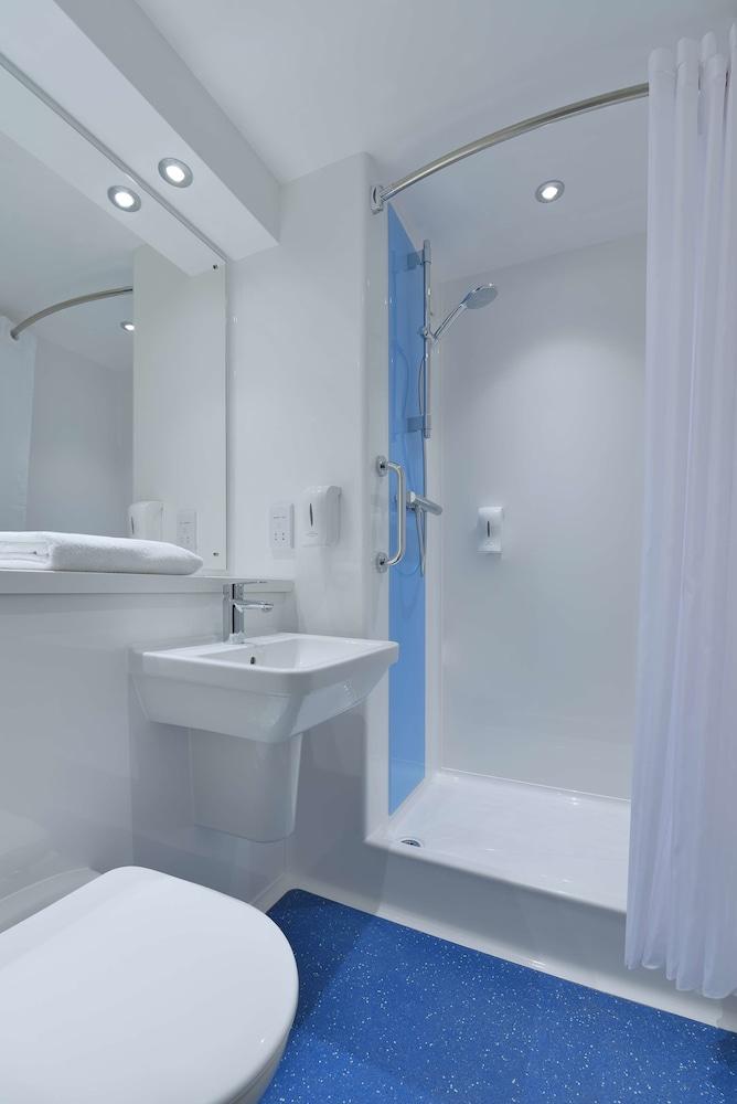 Travelodge Belfast Central