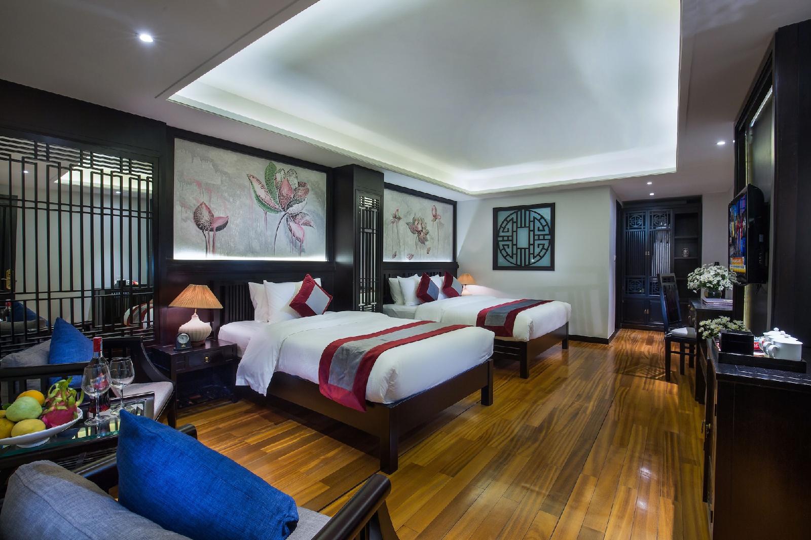 Golden Lotus Hotel