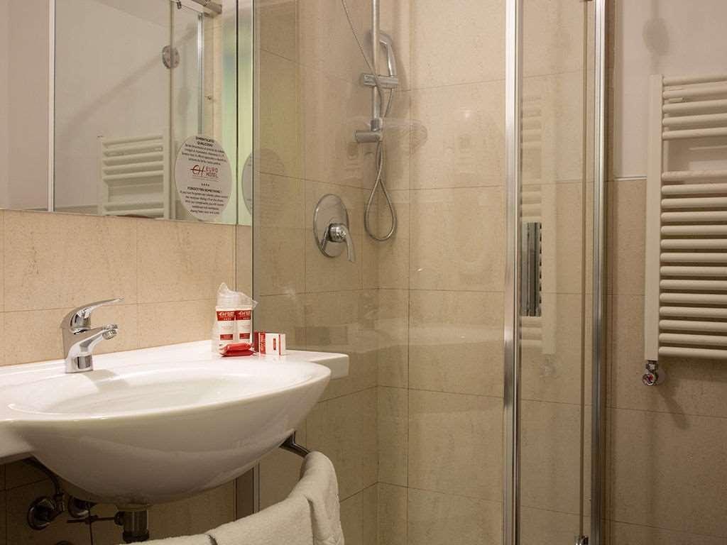 Euro Hotel Residence