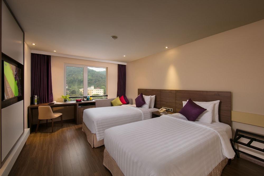 Halong Pearl